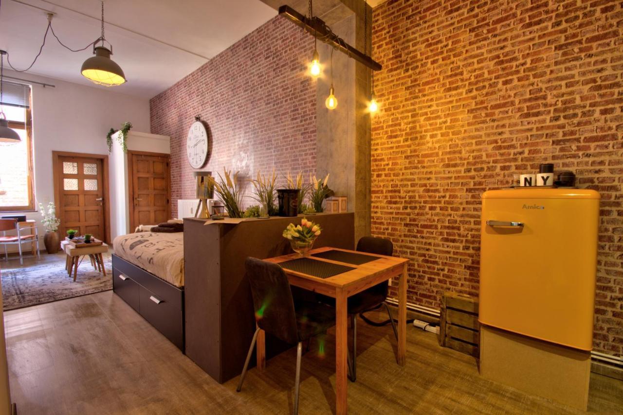 New York Loft - Fully Equipped And Available Long-Term - Perfect Location In City Center Apartment นามูร์ ภายนอก รูปภาพ