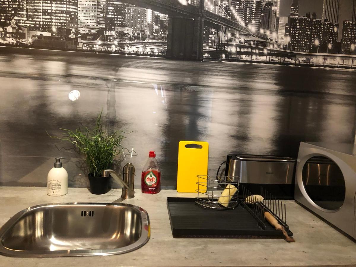 New York Loft - Fully Equipped And Available Long-Term - Perfect Location In City Center Apartment นามูร์ ภายนอก รูปภาพ